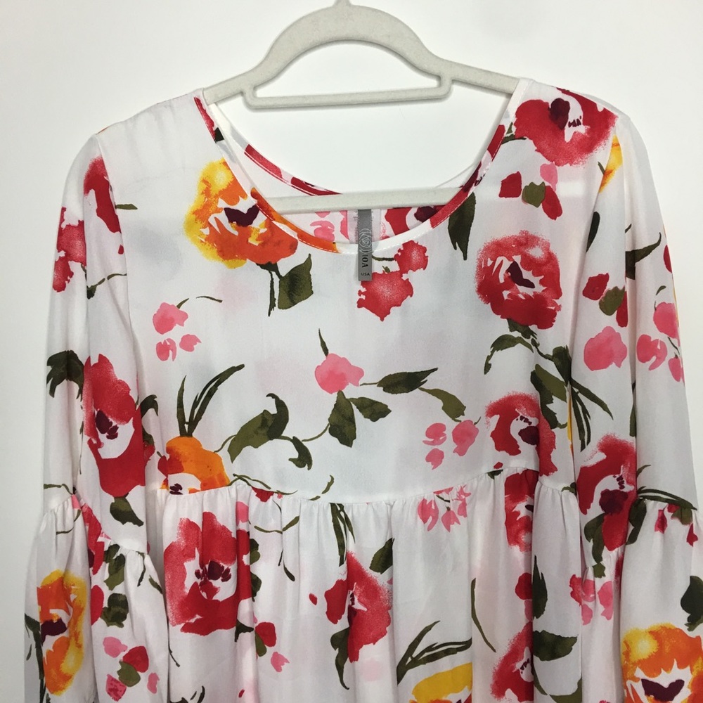 Floral Blouse - Picture 3 of 7